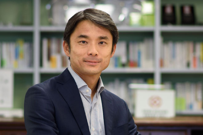 ライフネット生命社長 岩瀬 大輔
